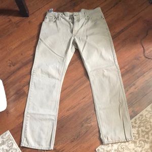 Men’s Levi Khaki pants!